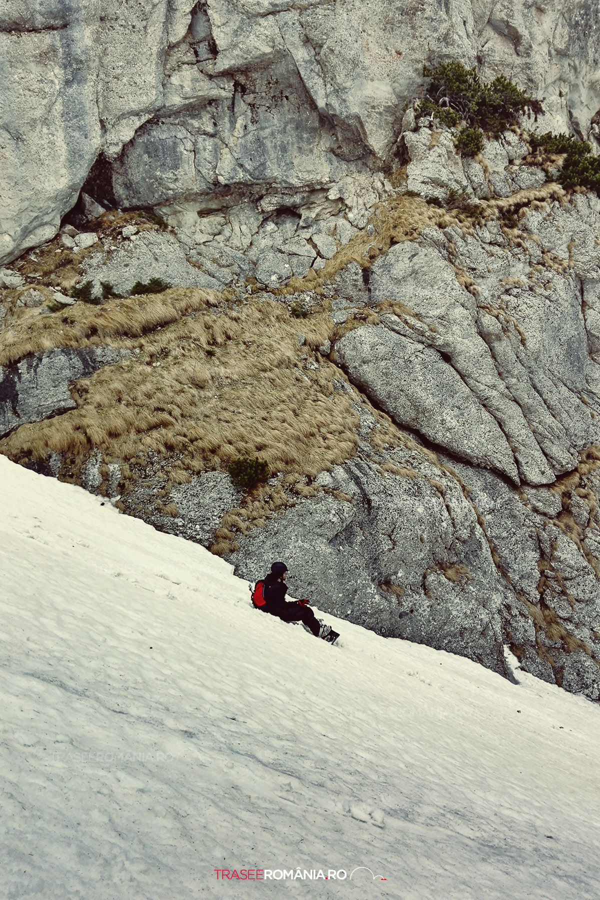 Snowboarding pe Valea Alba - Muntii Bucegi