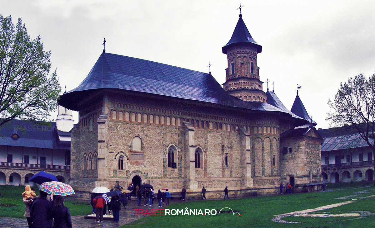 Manastirea Neamt - cel mai mare și mai vechi așezământ monahal din Moldova