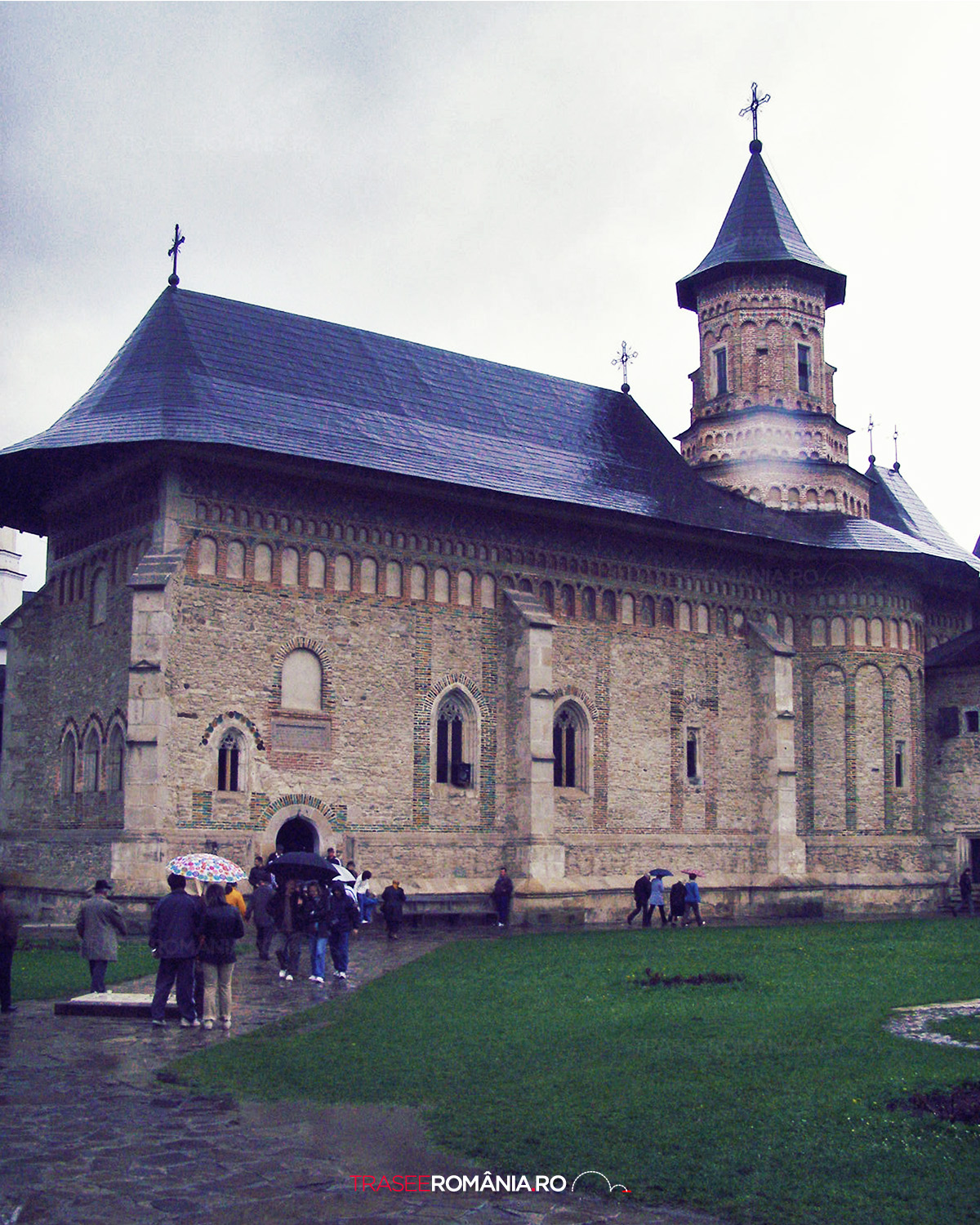 Manastirea Neamt - ctitorita de voievodului Petru I Mușat
