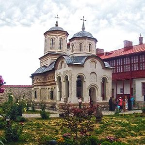 Manastirile Bistrita si Arnota din Judetul Valcea