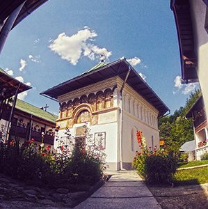 Schitul Sfântul Cuvios Antonie de la Iezerul-Vâlcea